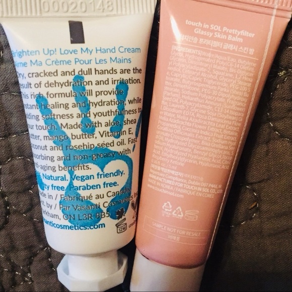 𝅺WHISH Exfoliating Foot Mask + VASANTI BrightenUp! - Picture 4 of 8